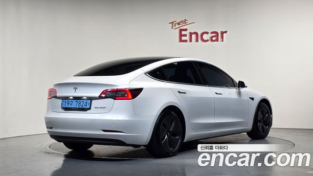 Tesla Model 3 Standard Range Plue RWD 2020 — фото 2