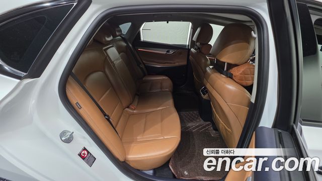 Hyundai Grandeur (IG) 3.0 Exclusive Special 2017 — фото 18