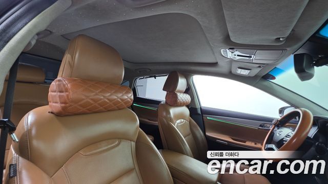 Hyundai Grandeur (IG) 3.0 Exclusive Special 2017 — фото 28