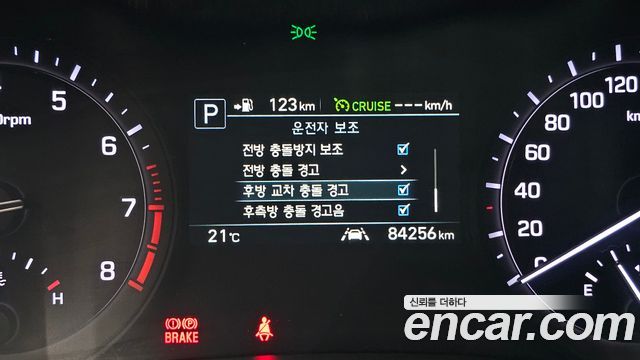 Genesis G80 3.3 GDI AWD Premium Luxury 2019 — фото 16