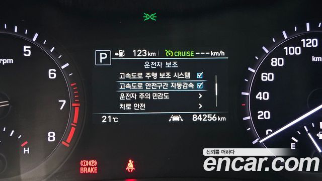 Genesis G80 3.3 GDI AWD Premium Luxury 2019 — фото 17