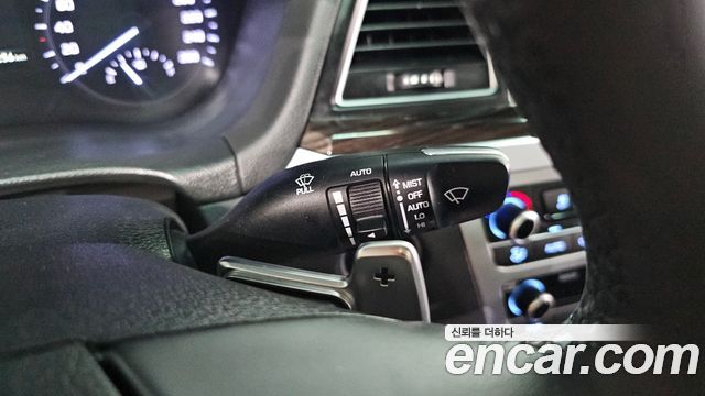 Genesis G80 3.3 GDI AWD Premium Luxury 2019 — фото 20