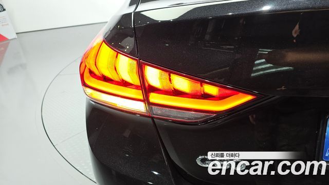 Genesis G80 3.3 GDI AWD Premium Luxury 2019 — фото 23