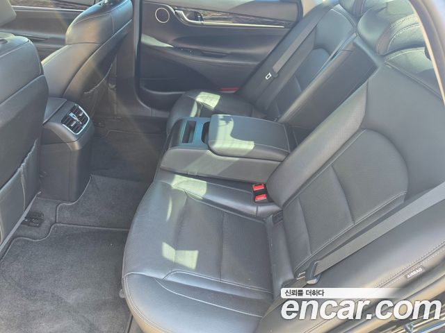 Hyundai Grandeur (IG) 2.4 Premium 2019 — фото 8