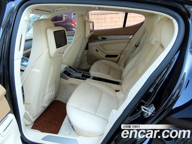 Porsche Panamera 3.6 AWD 970 2015 — фото 24
