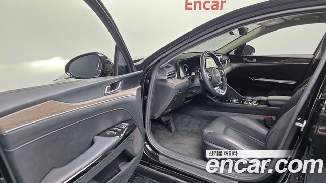 Kia K5 (III) 2.0 Noblesse 2023 — фото 10