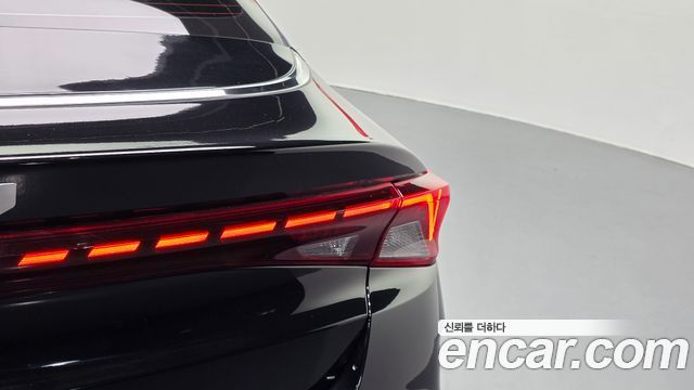 Kia K5 (III) 2.0 Noblesse 2023 — фото 23