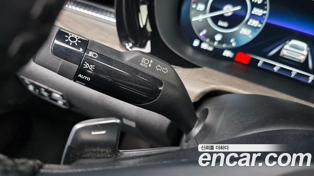 Kia K5 (III) 2.0 Noblesse 2023 — фото 28