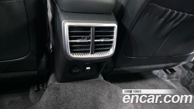 Kia K5 (III) 2.0 Noblesse 2023 — фото 29