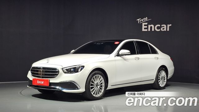 Mercedes-Benz E-Class (W213) E220d 4MATIC Exclusive 2023 — фото 1