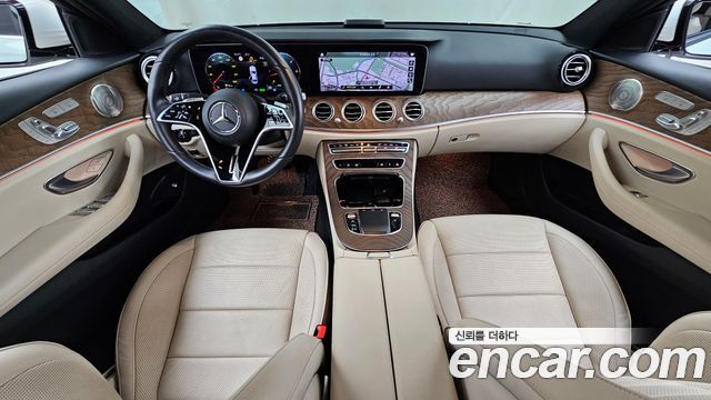 Mercedes-Benz E-Class (W213) E220d 4MATIC Exclusive 2023 — фото 7