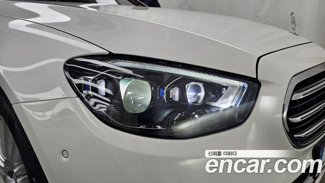 Mercedes-Benz E-Class (W213) E220d 4MATIC Exclusive 2023 — фото 28
