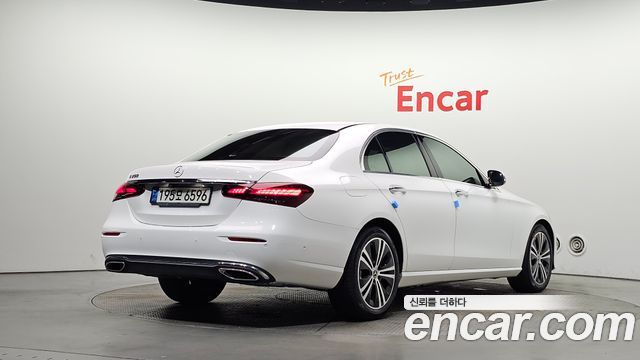 Mercedes-Benz E-Class (W213) E250 Avantgarde 2021 — фото 2