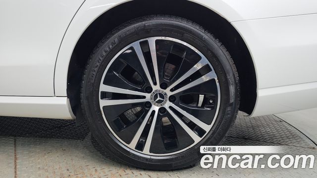 Mercedes-Benz E-Class (W213) E250 Avantgarde 2021 — фото 21