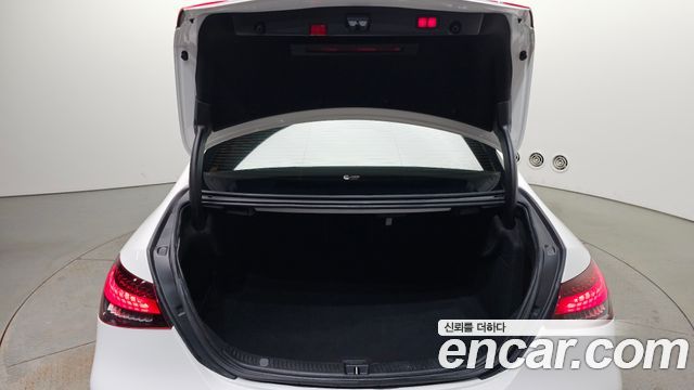 Mercedes-Benz E-Class (W213) E250 Avantgarde 2021 — фото 31
