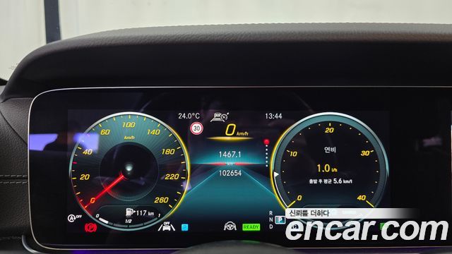 Mercedes-Benz CLS-Class (C257) CLS300d 4MATIC 2022 — фото 8