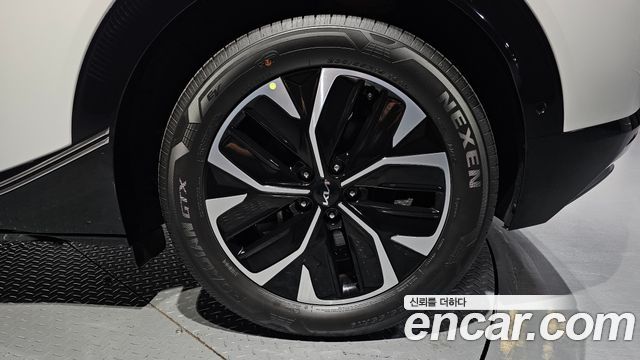 Kia EV6 Long Range 4WD Earth 2023 — фото 21