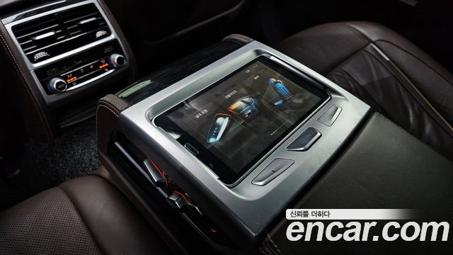 BMW 7 Series (G11) 730d xDrive M Sport 2017 — фото 19