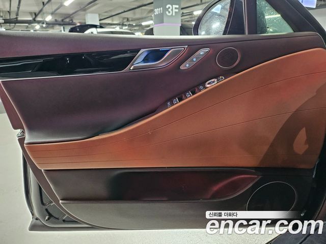 Genesis G80 (RG3) Gasoline 2.5 Turbo AWD 2024 — фото 10