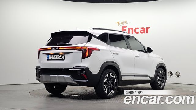 Kia Seltos Gasoline 1.6 Turbo 2WD Signature 2023 — фото 2