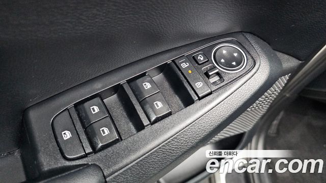 Kia Seltos Gasoline 1.6 Turbo 2WD Signature 2023 — фото 13