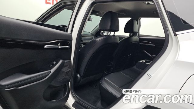 Kia Seltos Gasoline 1.6 Turbo 2WD Signature 2023 — фото 26