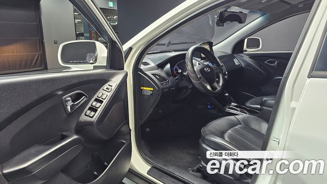 Hyundai Tucson ix Diesel 2WD X20 Special Pack 2013 — фото 10