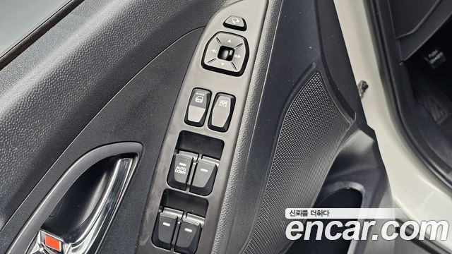 Hyundai Tucson ix Diesel 2WD X20 Special Pack 2013 — фото 17