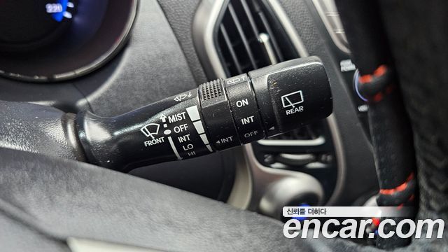Hyundai Tucson ix Diesel 2WD X20 Special Pack 2013 — фото 19