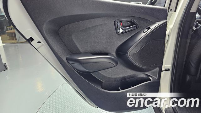 Hyundai Tucson ix Diesel 2WD X20 Special Pack 2013 — фото 25