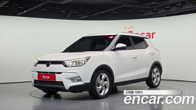 KG Mobility (SsangYong) Tivoli LX 2WD DLX