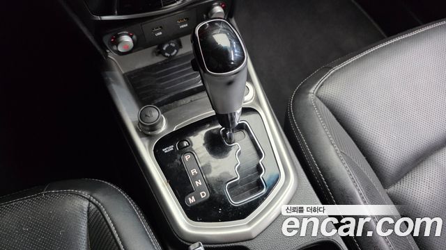 KG Mobility (SsangYong) Tivoli LX 2WD DLX 2015 — фото 9