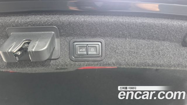 Audi A6 (C8) 45 TFSI Quattro Premium 2020 — фото 17