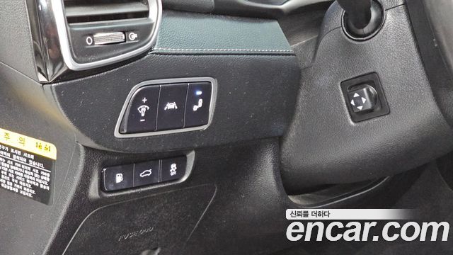 Hyundai Grandeur Hybrid (IG) Exclusive Special 2019 — фото 13