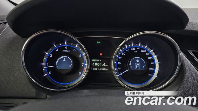 Hyundai Sonata The Brilliant LPI Smart 2015 — фото 8