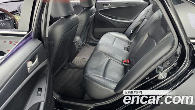 Hyundai Sonata The Brilliant LPI Smart 2015 — фото 15