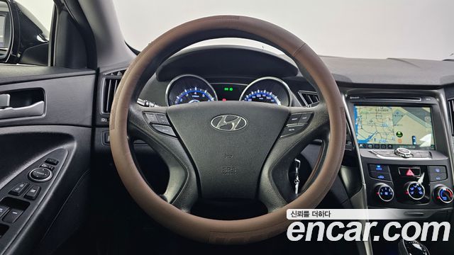 Hyundai Sonata The Brilliant LPI Smart 2015 — фото 19