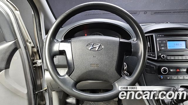 Hyundai Grand Starex 3-Seater VAN Smart 2018 — фото 13