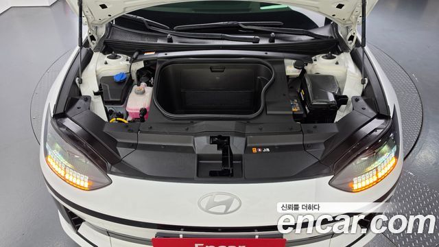 Hyundai Ioniq 6 Long Range Exclusive + 2023 — фото 6