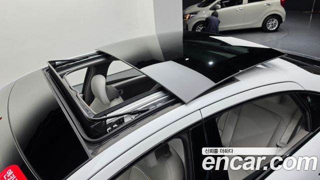 Hyundai Ioniq 6 Long Range Exclusive + 2023 — фото 18