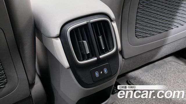 Hyundai Ioniq 6 Long Range Exclusive + 2023 — фото 32