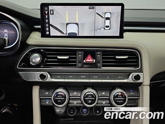 Genesis G70 Gasoline 3.3T 2WD 2023 — фото 10