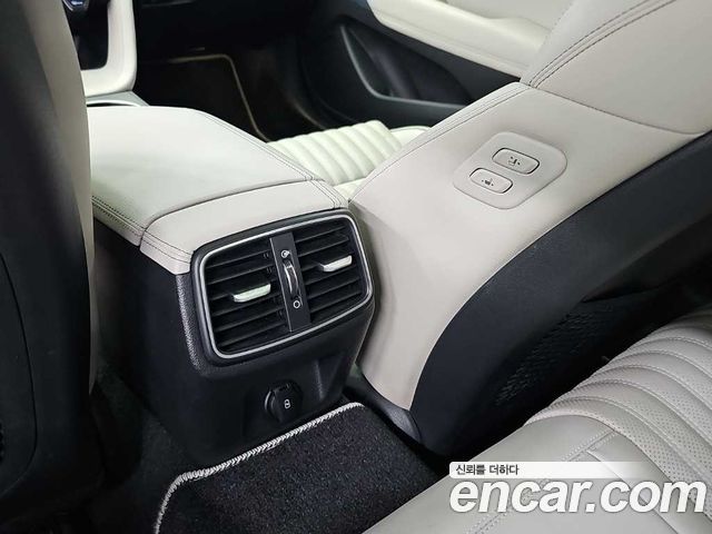 Genesis G70 Gasoline 3.3T 2WD 2023 — фото 17