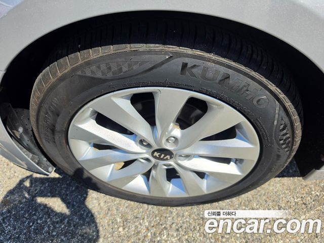 Kia K5 (II) 2.0 MX Prestige 2018 — фото 5