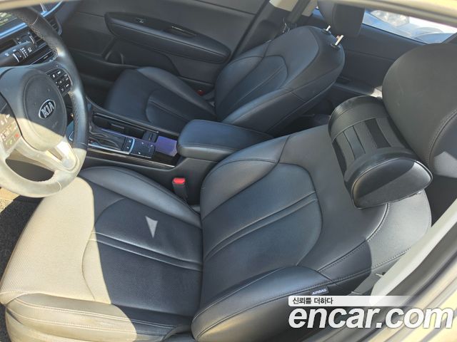 Kia K5 (II) 2.0 MX Prestige 2018 — фото 7
