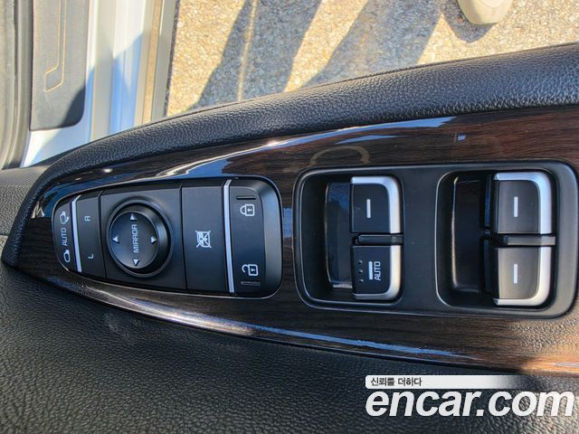 Kia K5 (II) 2.0 MX Prestige 2018 — фото 9