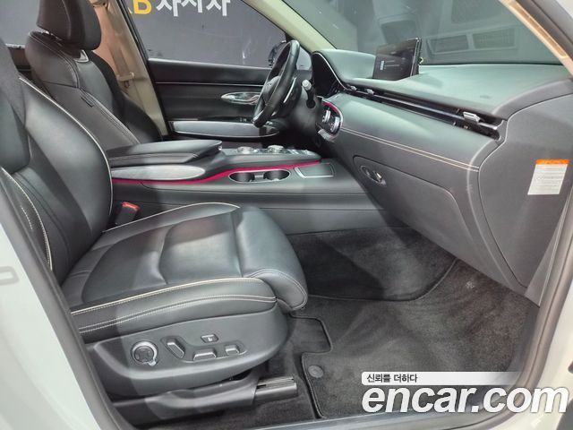 Genesis Electrified (GV70) e-AWD 2022 — фото 15