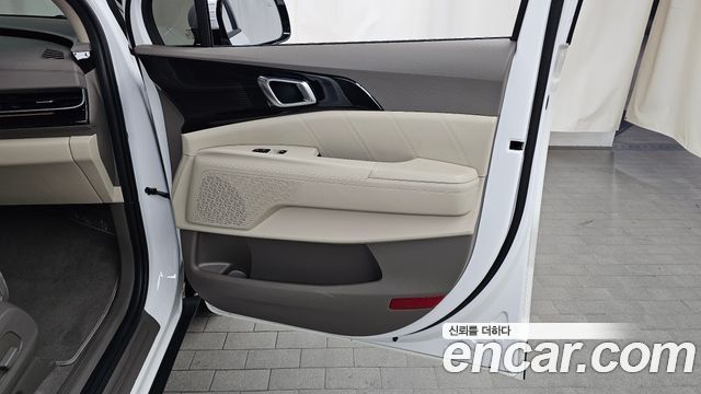 Kia Carnival (IV) Diesel 9-Seater Signature 2024 — фото 25