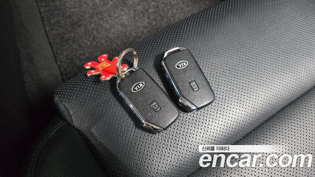 Kia K7 Premier 2.5 GDI Noblesse 2020 — фото 19