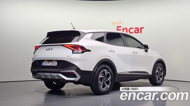 Kia Sportage (V) Diesel 2.0 4WD Trendy 2023 — фото 2